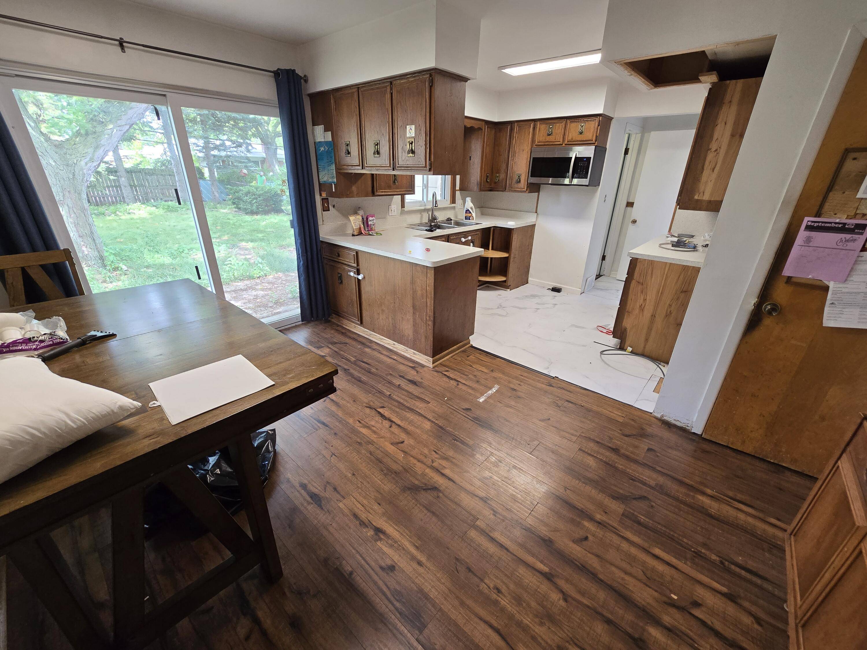 Warren, MI 48093,27751 Palomino Avenue