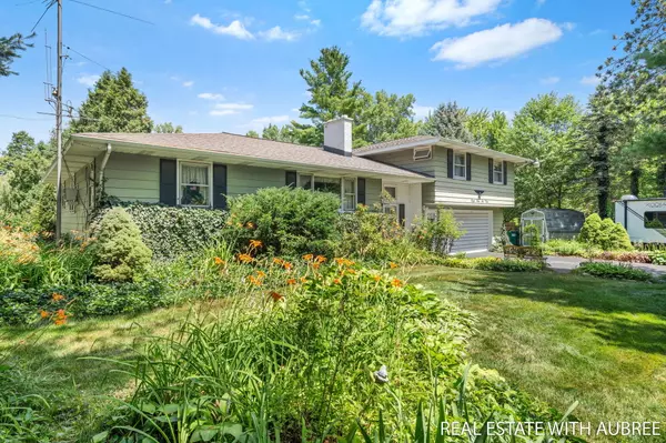 Zeeland, MI 49464,8469 Whispering Pines Court