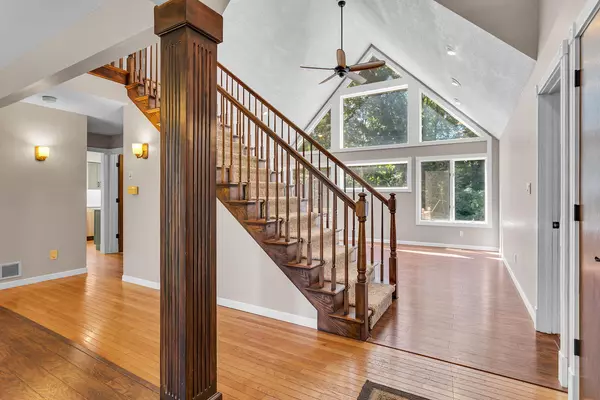 Jackson, MI 49201,7473 Hunters Ridge Drive