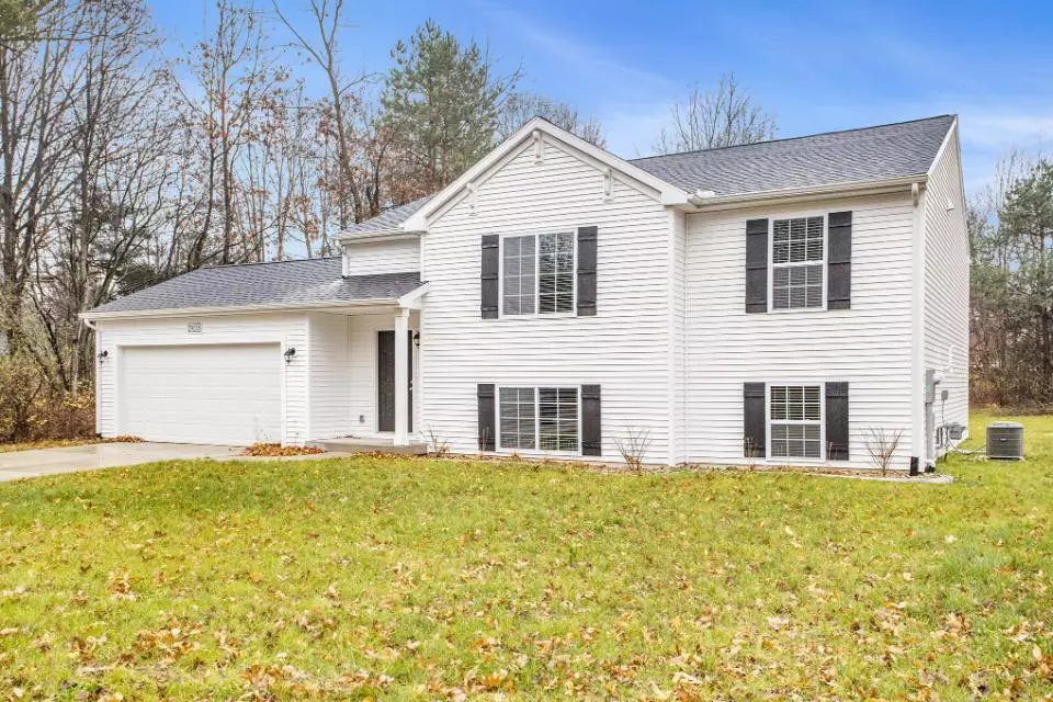 Cedar Springs, MI 49319,551 Hawk Wood Court