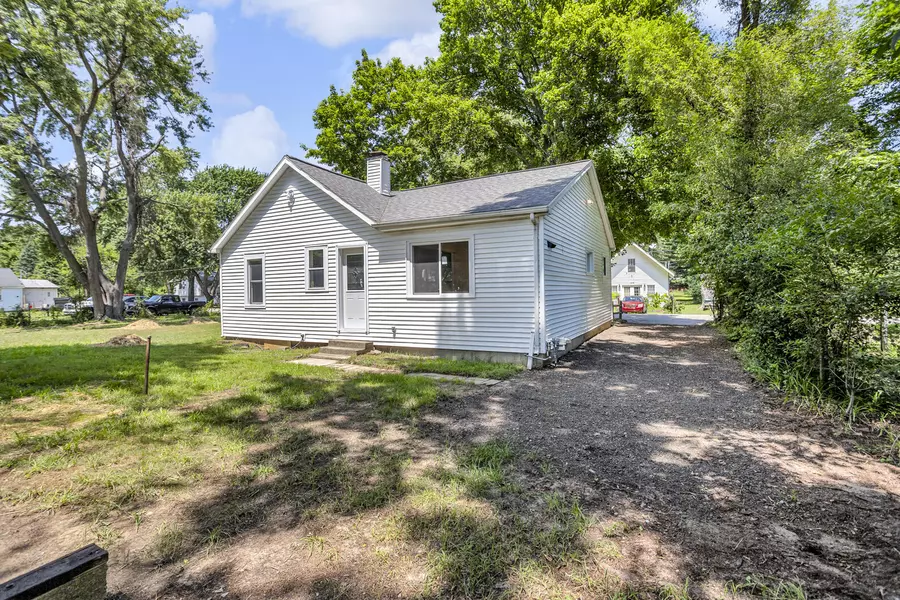 105 Trumble Avenue, Jackson, MI 49203