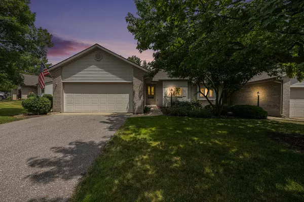 Walker, MI 49534,2598 Falcon Wood NW Drive