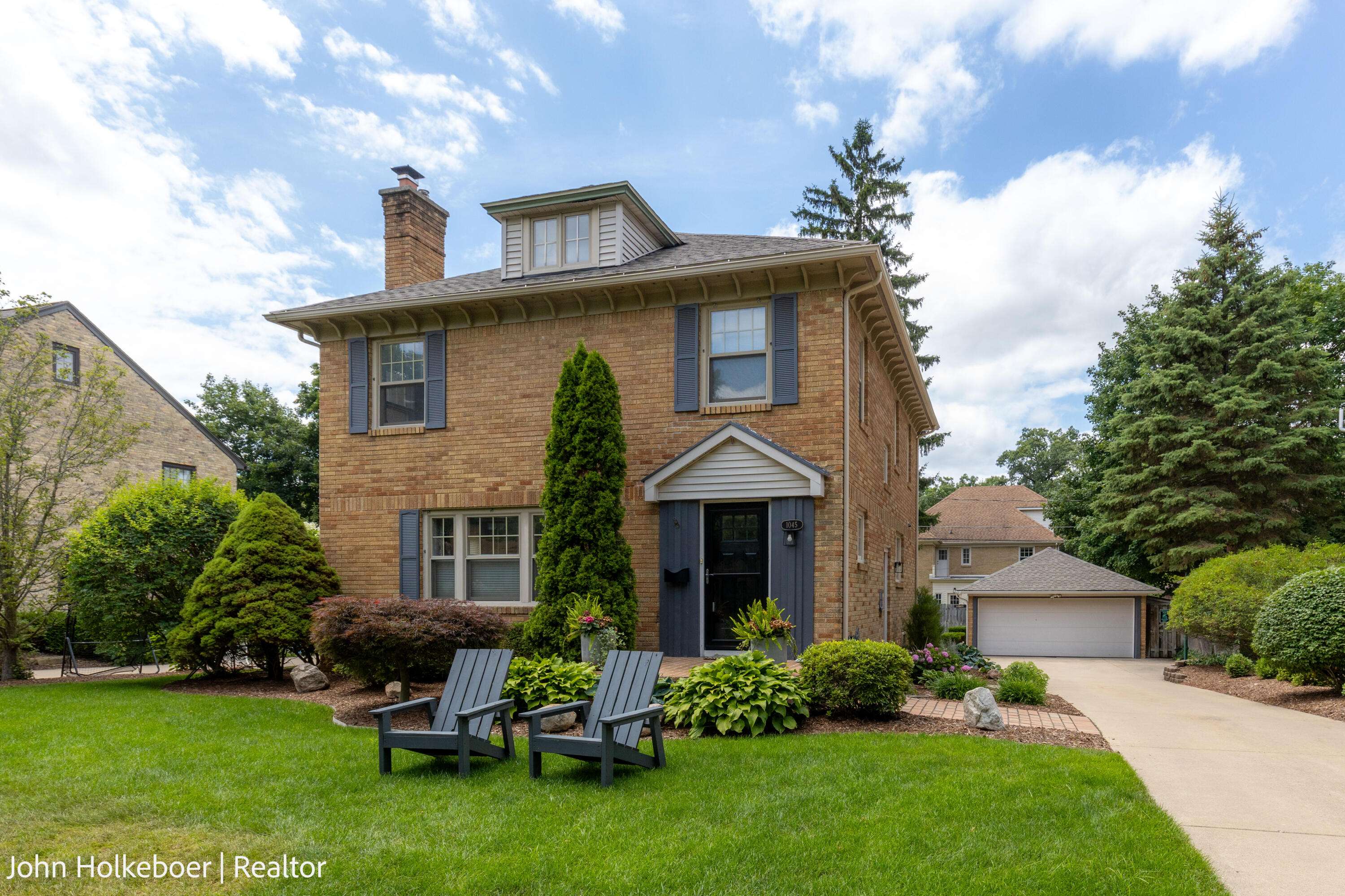1045 Santa Cruz SE Drive, Grand Rapids, MI 49506