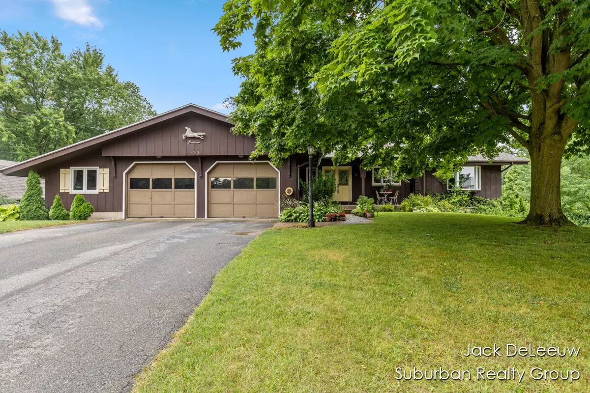 Grandville, MI 49418,1212 Quincy Street