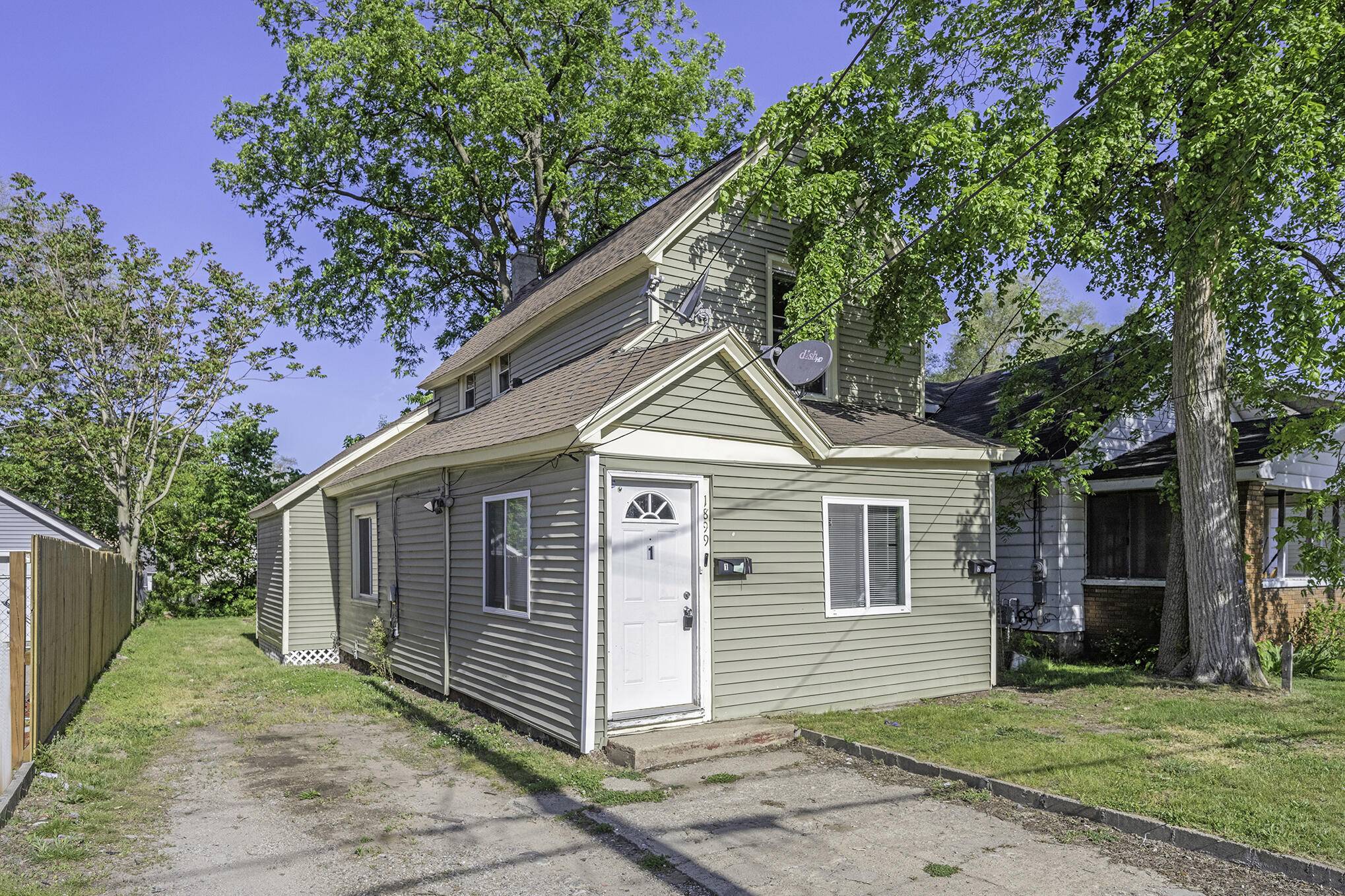 1899 Palace SW Avenue, Grand Rapids, MI 49507
