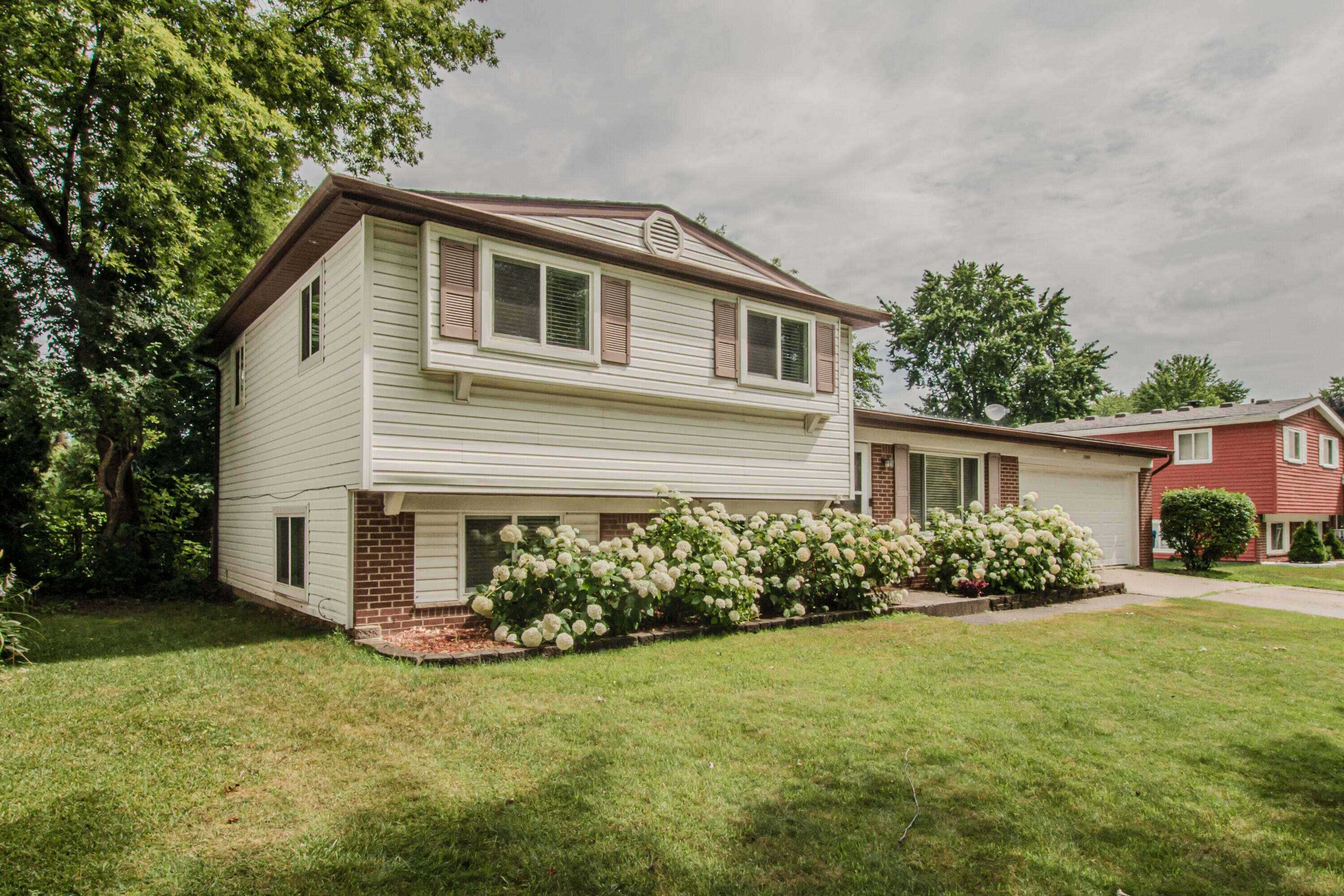 Waterford, MI 48327,5840 Pontiac Lake Road