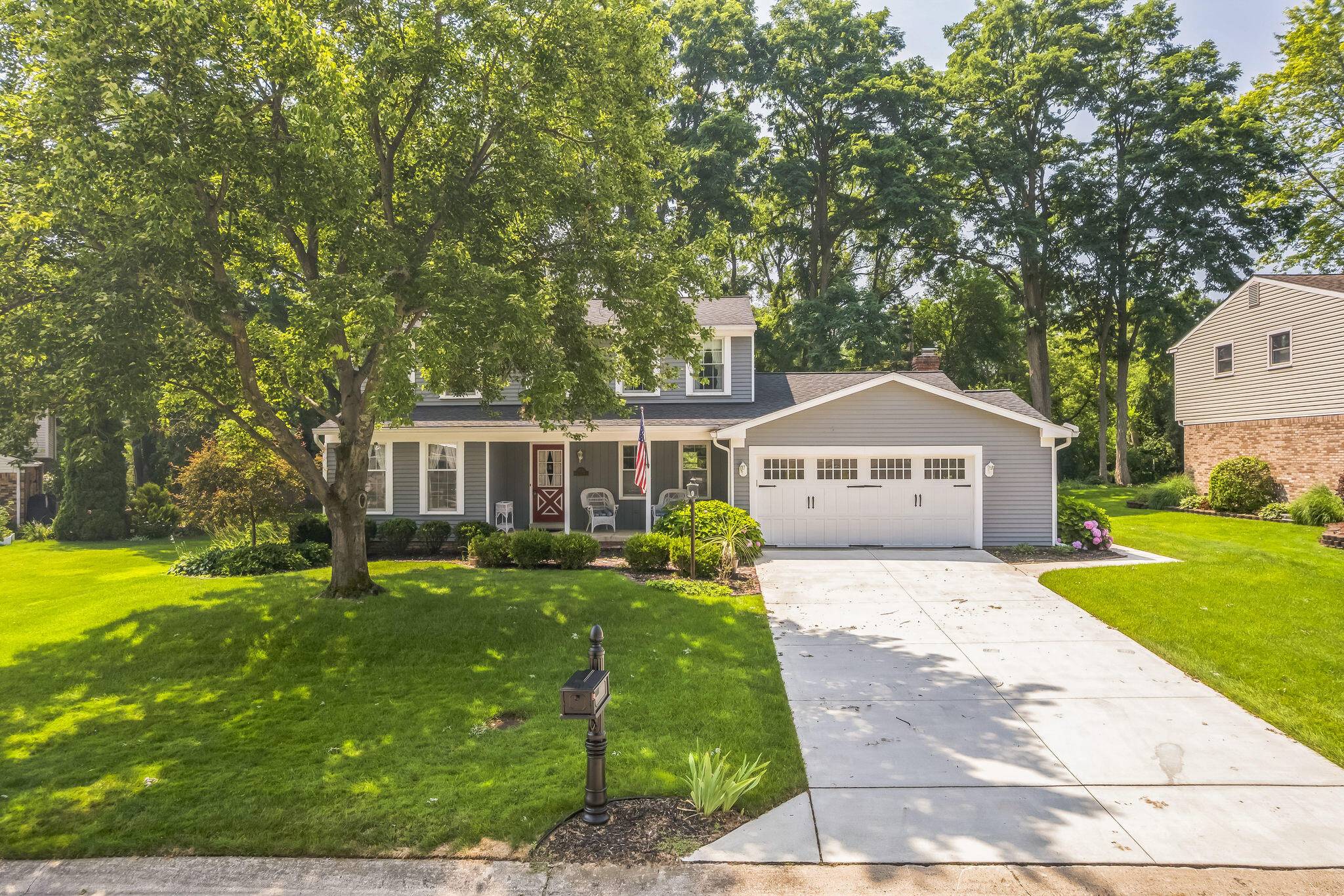 Northville, MI 48168,15741 Robinwood Drive
