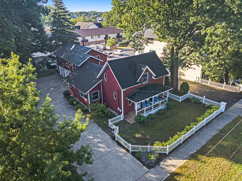 220 Park Avenue, South Haven, MI 49090