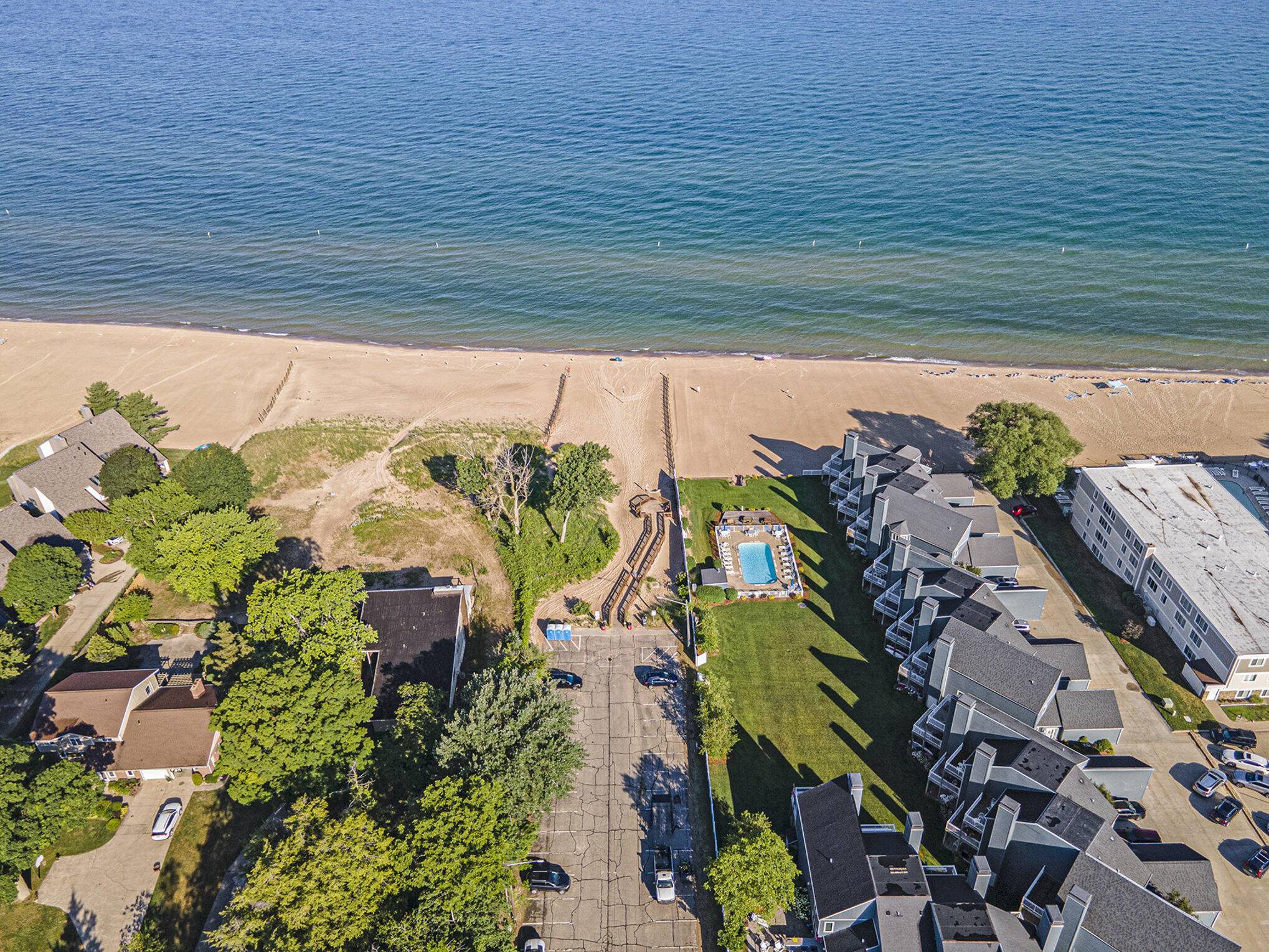 South Haven, MI 49090,220 Park Avenue