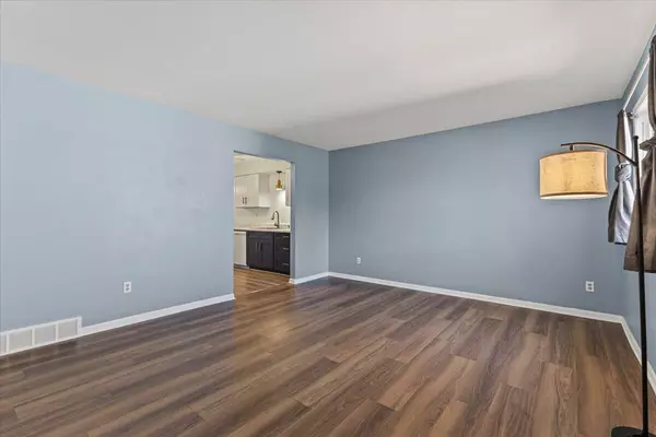 Saint Clair Shores, MI 48082,22830 Lincoln Court