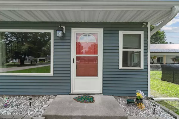Jackson, MI 49202,145 Falcon Road