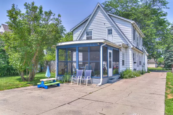 Jackson, MI 49203,1111 Elmwood Avenue