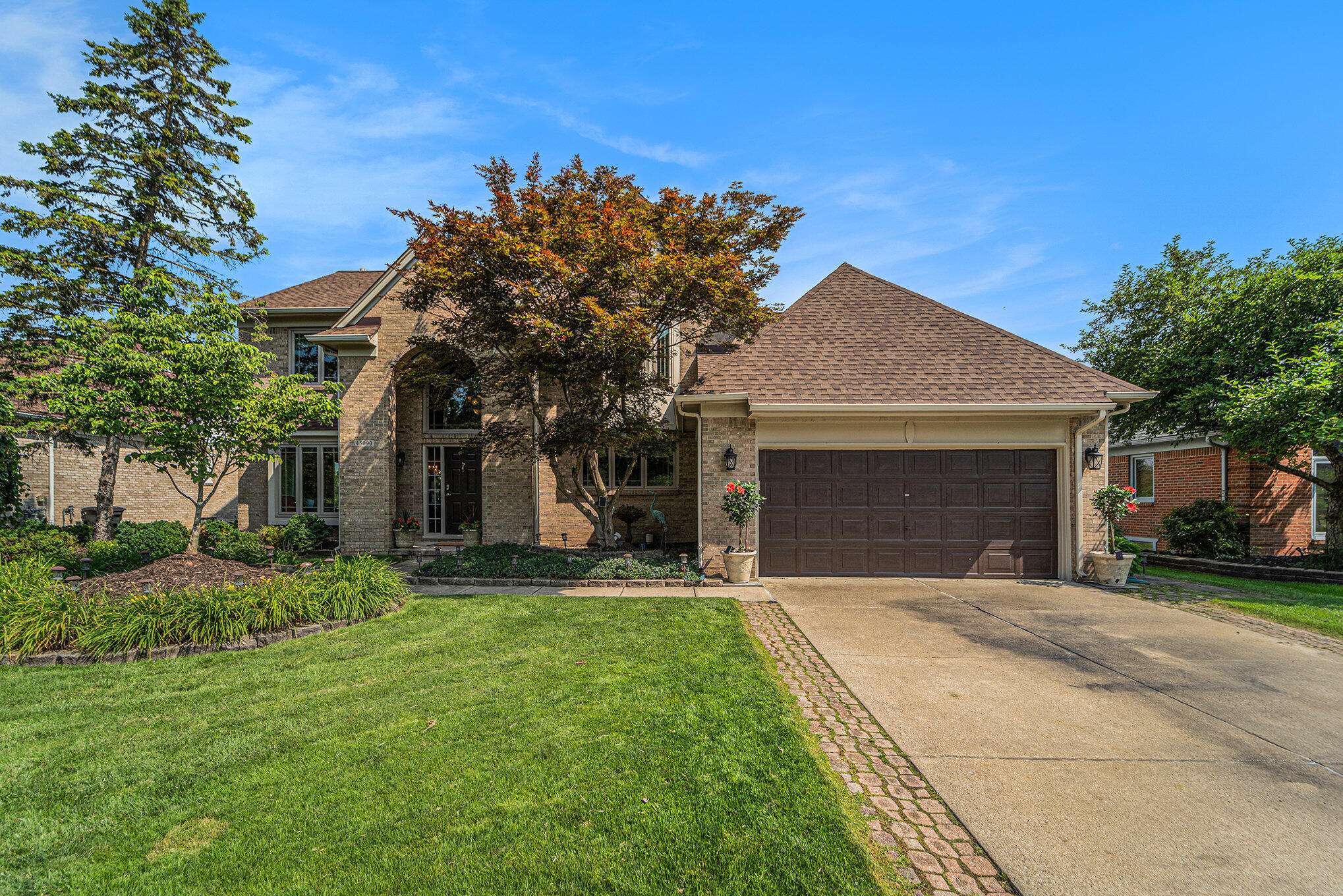 Canton, MI 48188,45090 Thornhill Court