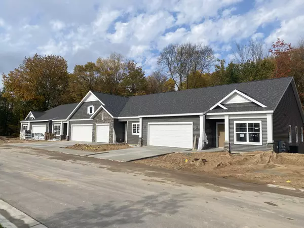 Kentwood, MI 49512,2823 W Cobblestone SE Court #12