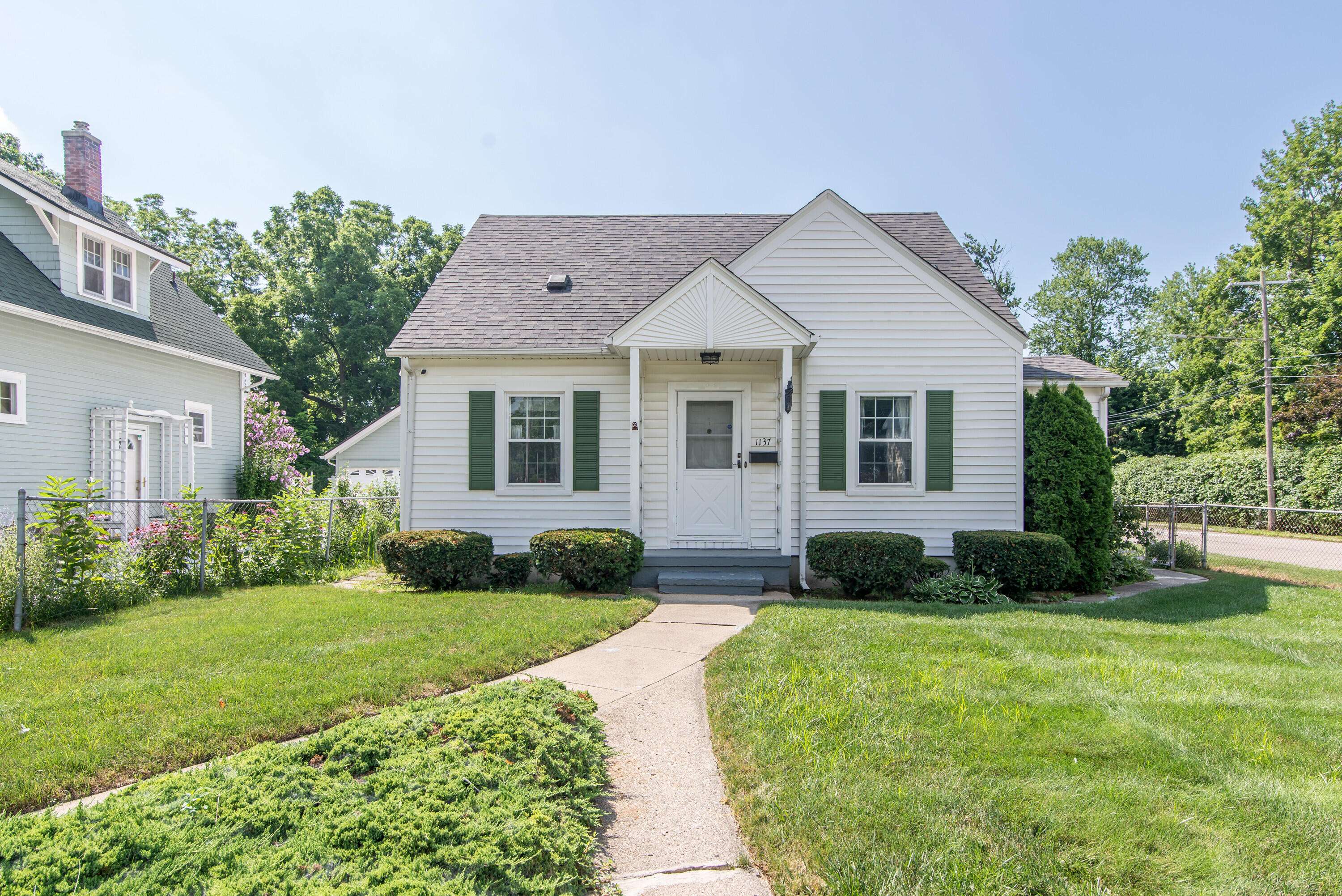 1137 S Congress Street, Ypsilanti, MI 48197