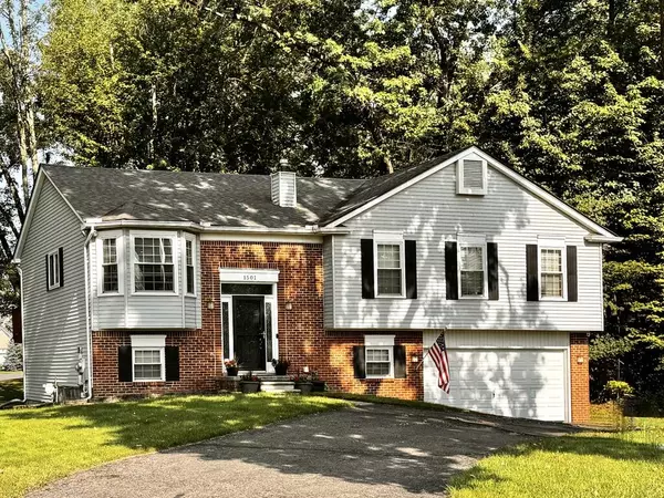 Wixom, MI 48393,1501 Kings Crown Court