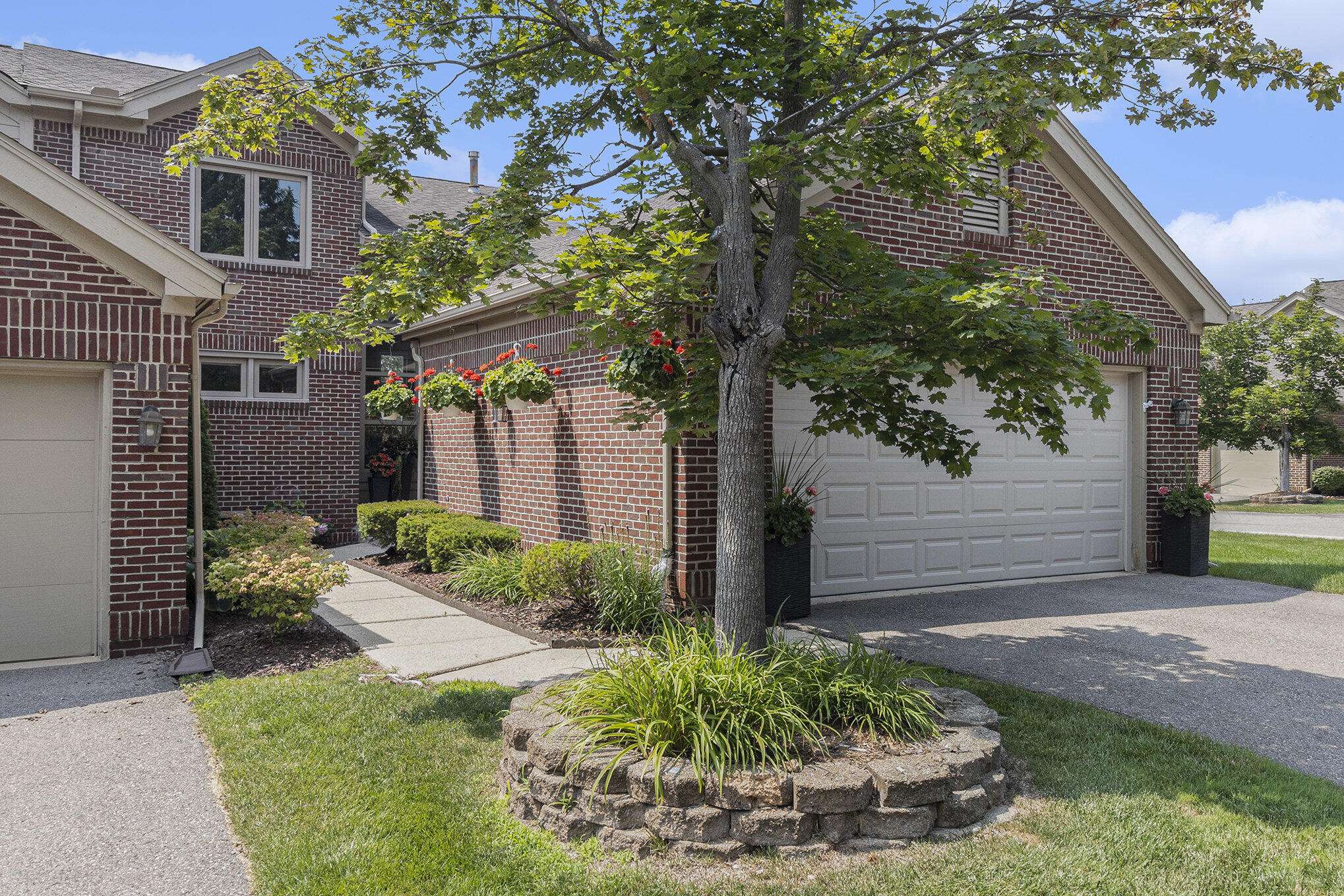 113 Ponds View Drive, Ann Arbor, MI 48103