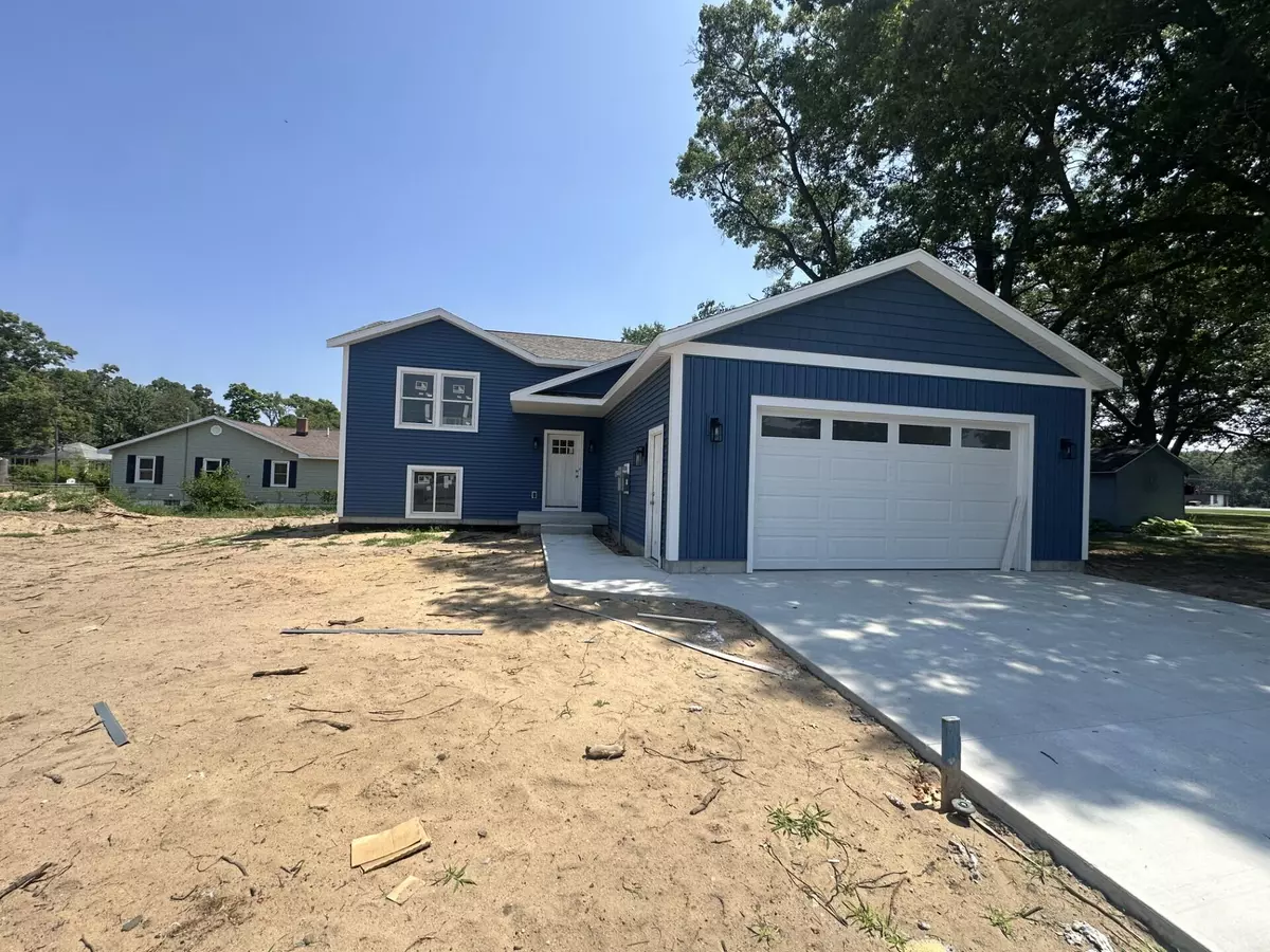 Muskegon, MI 49442,572 Agnes Street