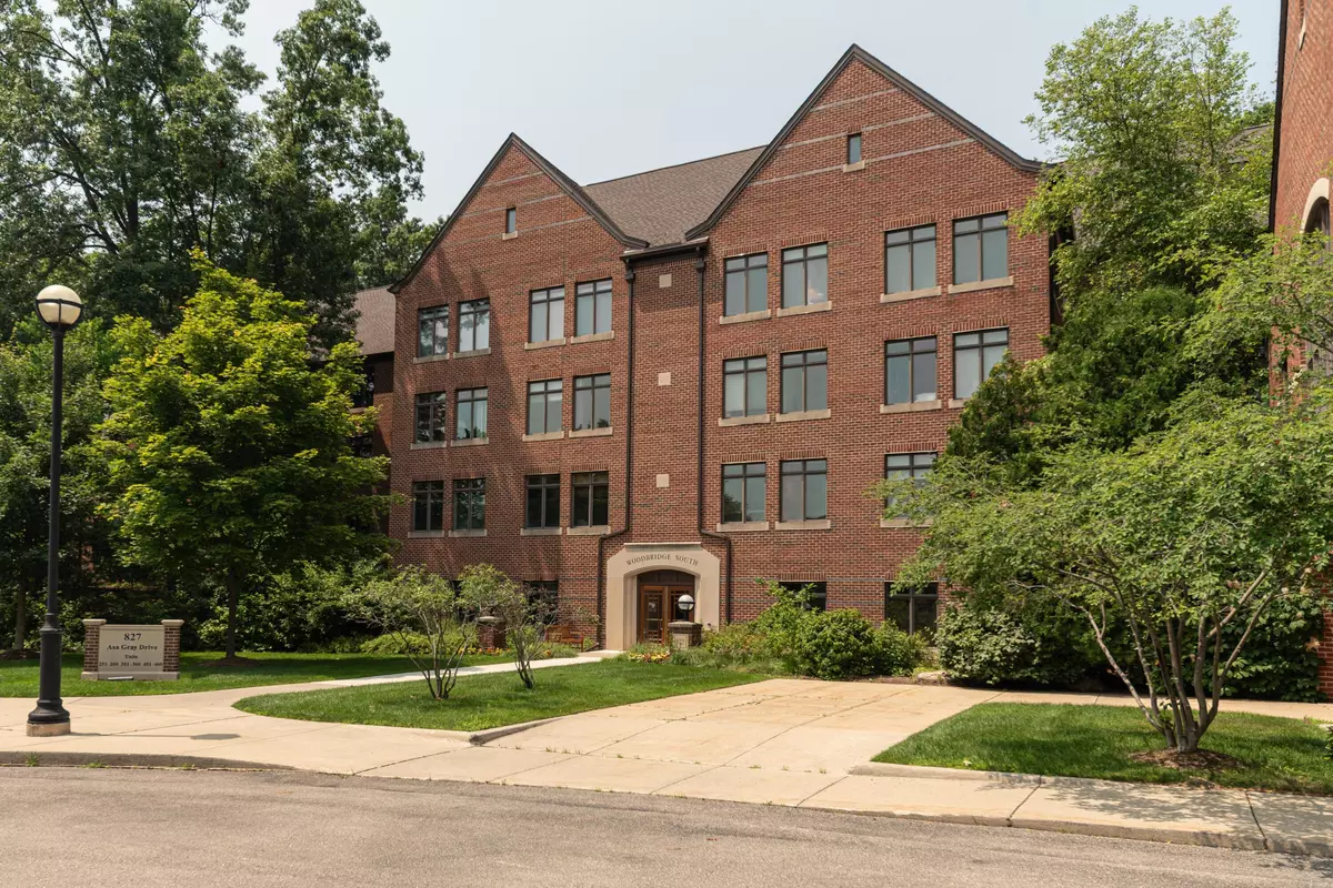 Ann Arbor, MI 48105,827 Asa Gray Drive #257