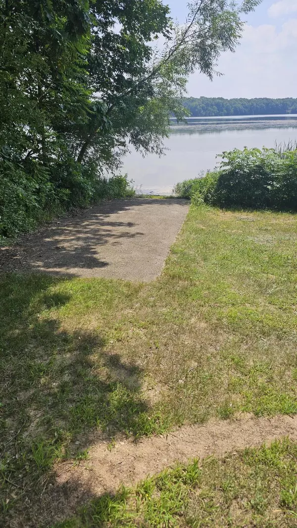 Three Rivers, MI 49093,57907 James Drive