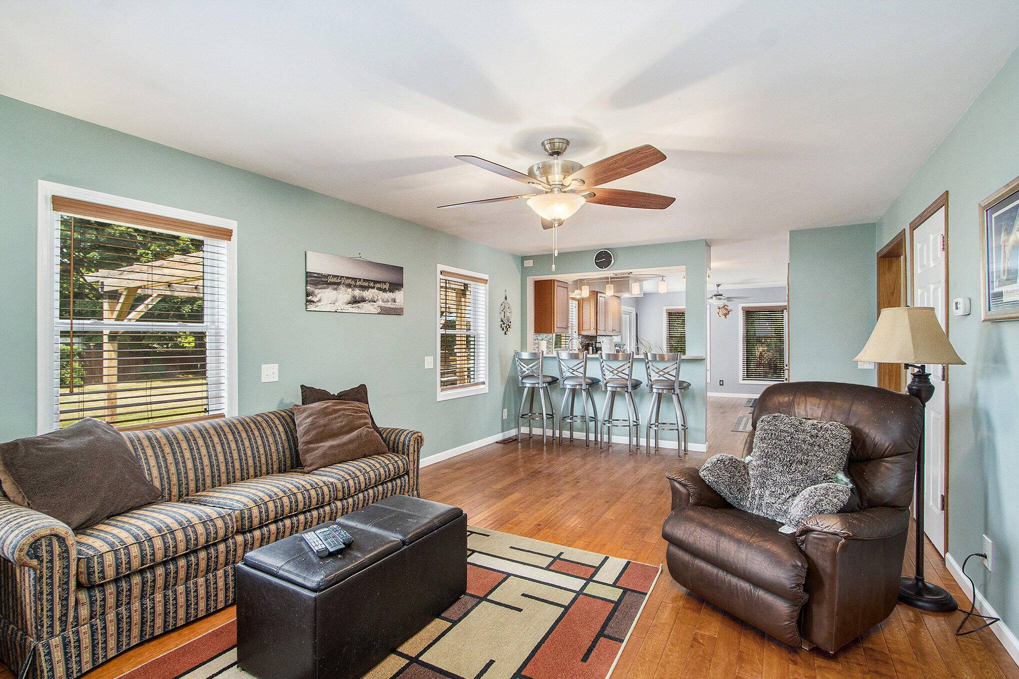 Paw Paw, MI 49079,34522 Terrace Court