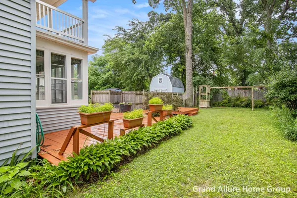 Grand Rapids, MI 49507,1718 Madison SE Avenue