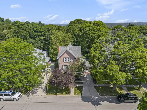 Manistee, MI 49660,480 4th Street