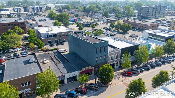 Grand Haven, MI 49417,117 Washington Avenue #B