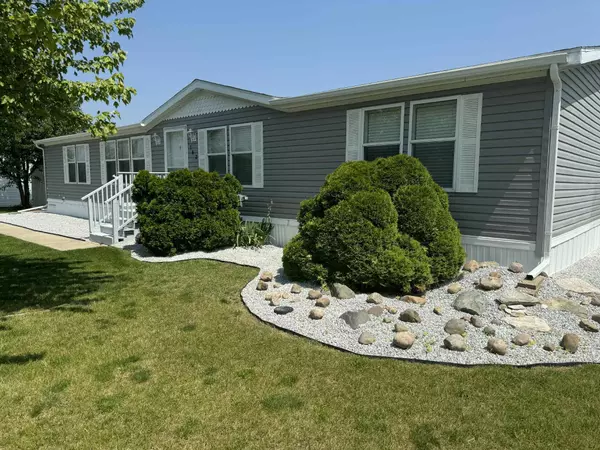7204 E Grand River Ave #Lot 142, Portland, MI 48875