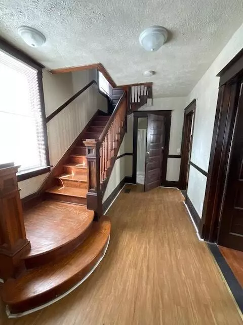 Kalamazoo, MI 49007,942 Bellevue Place