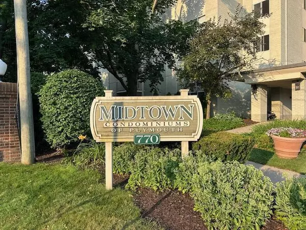 Plymouth, MI 48170,770 Deer Street #206