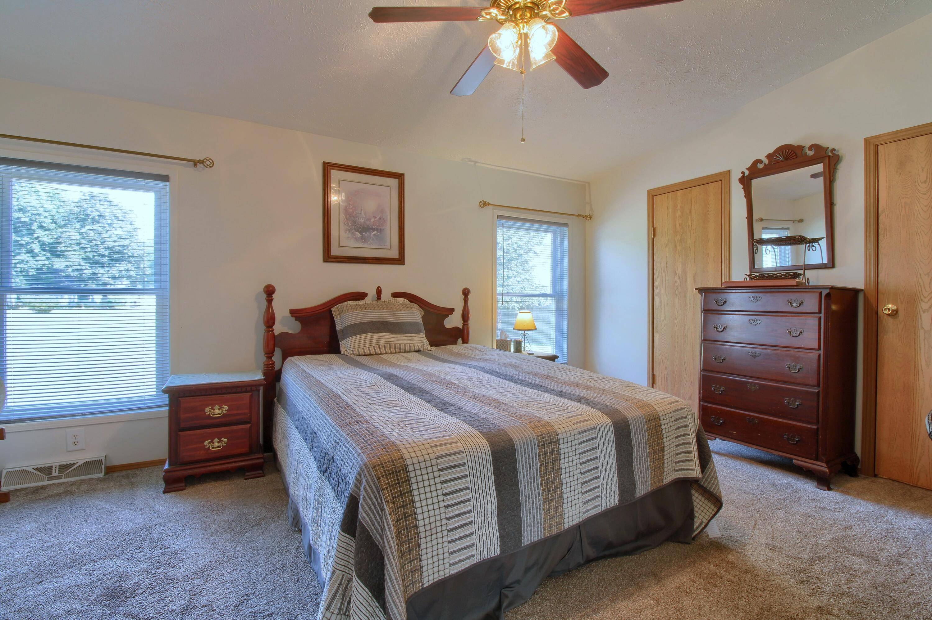 Farmington Hills, MI 48336,20842 Hugo Street