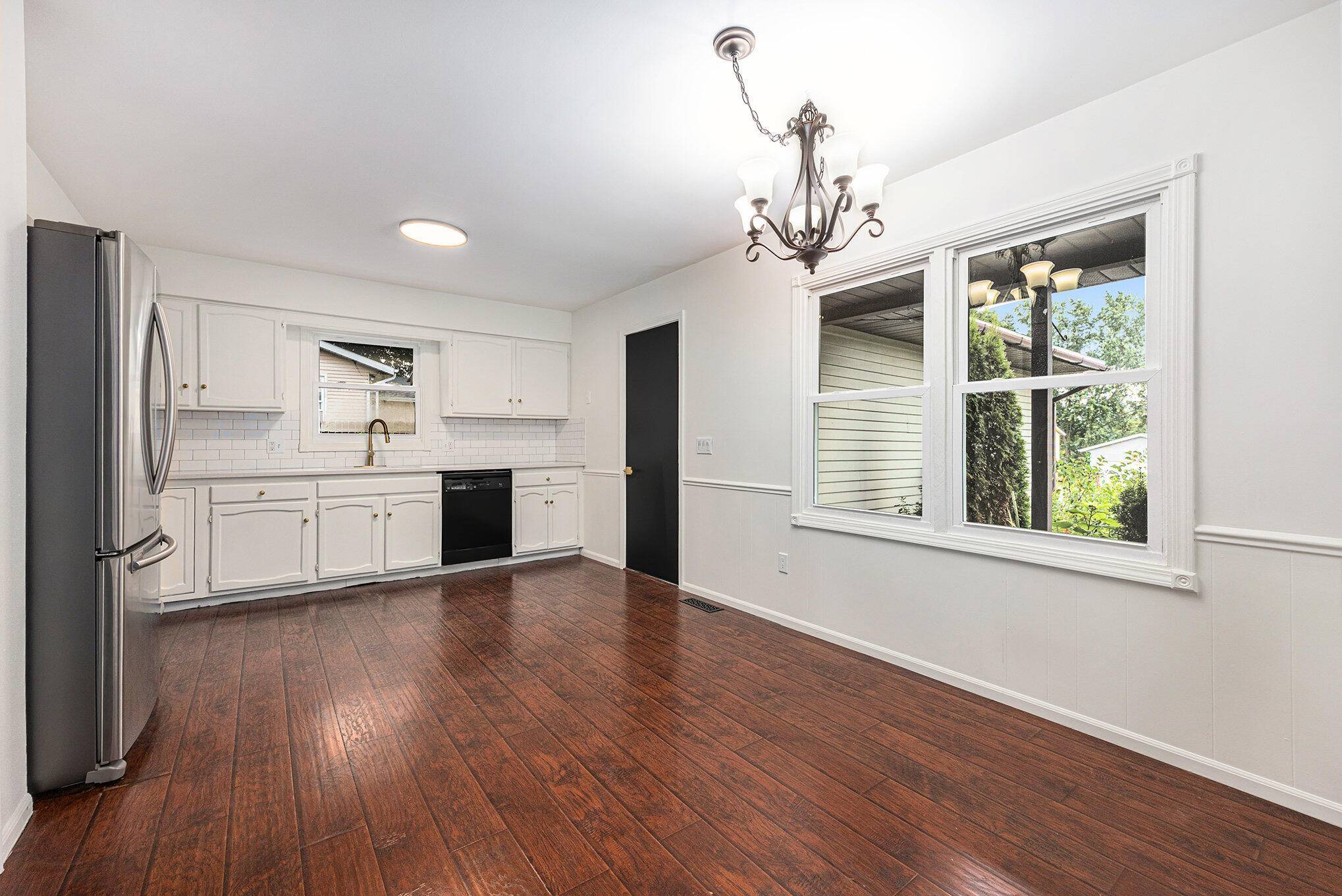 Kentwood, MI 49508,2381 Mapleview SE Street