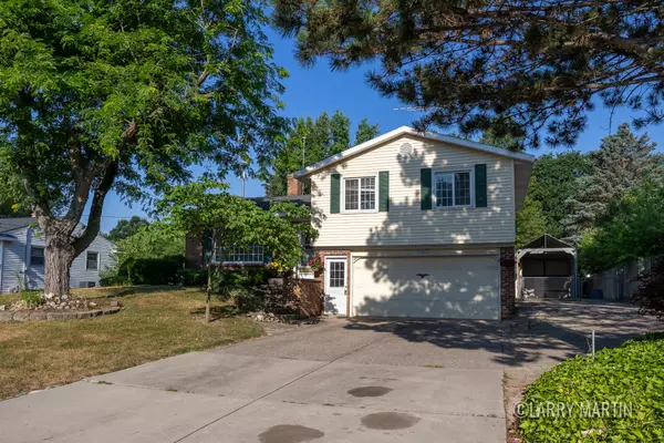Jenison, MI 49428,7107 Westwood Drive
