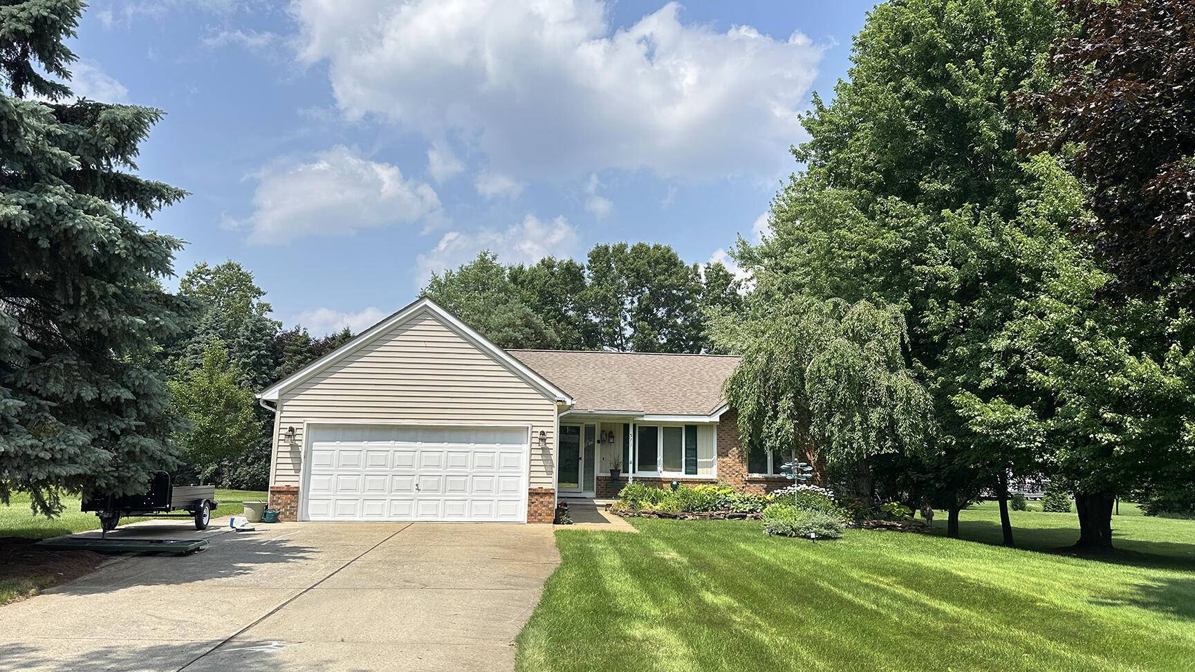 Lake Orion, MI 48362,571 S Newman Road