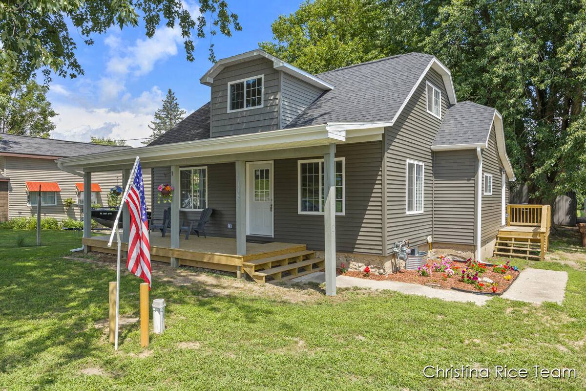 Six Lakes, MI 48886,118 Clark Street