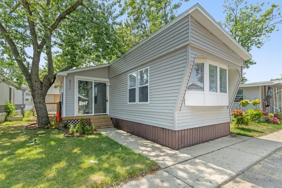 852 Tarpon SW Street, Wyoming, MI 49509