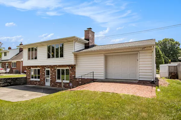 Kalamazoo, MI 49004,1017 Parchmount Avenue