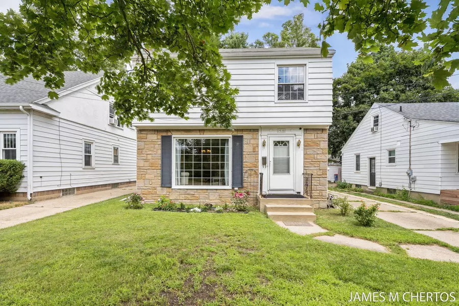 2436 Madison SE Avenue, Grand Rapids, MI 49507