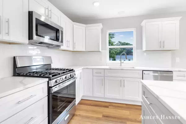 Kent City, MI 49330,98 Chase NW Court