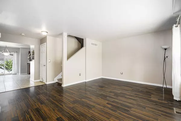 Dexter, MI 48130,8528 Hawthorn Hill #130