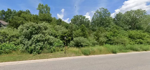 Grand Rapids, MI 49546,3750 Charlevoix SE Drive