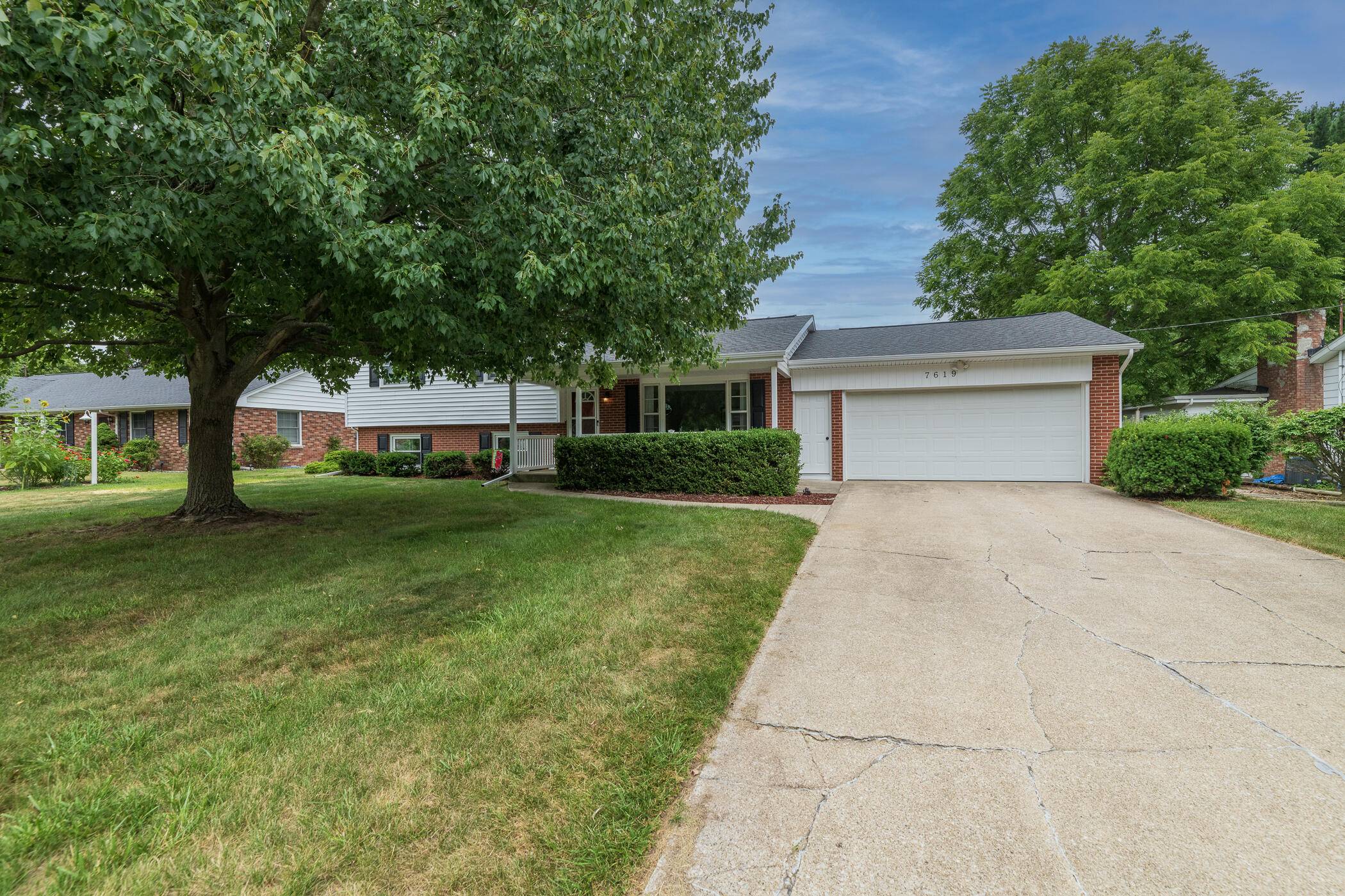 7619 Woodcrest Street, Portage, MI 49024