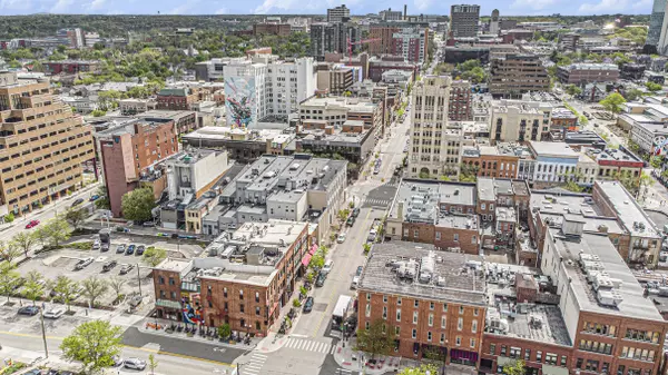 Ann Arbor, MI 48104,120 W Washington Street #Unit F