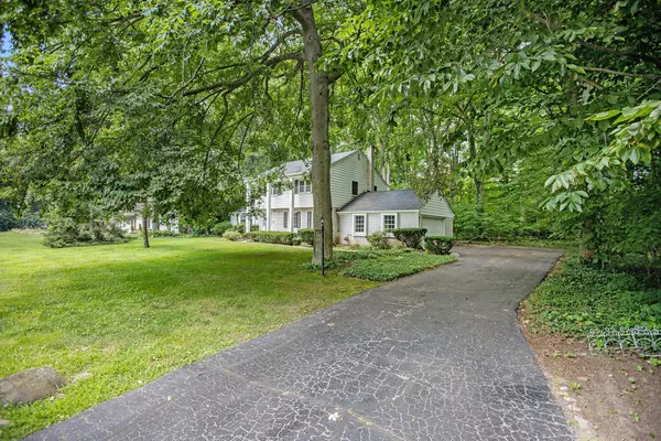 Plymouth, MI 48170,9421 Mapletree Drive