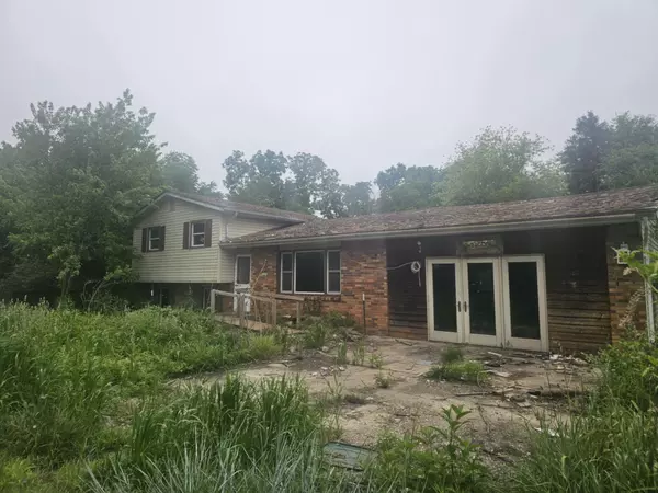 7751 Narrow Lake Road, Eaton Rapids, MI 48827