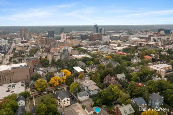 Grand Rapids, MI 49503,44 Lafayette NE Avenue #6