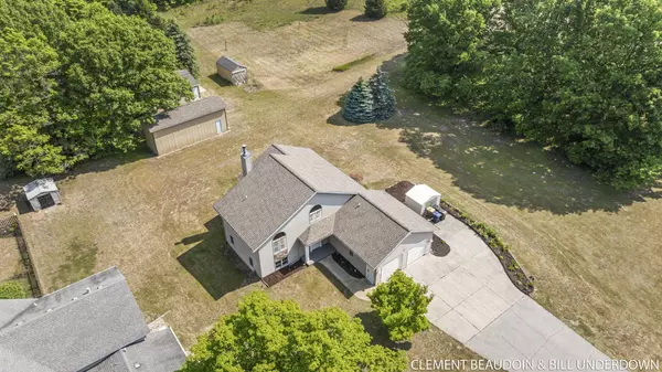 6803 Dale Court, Fennville, MI 49408