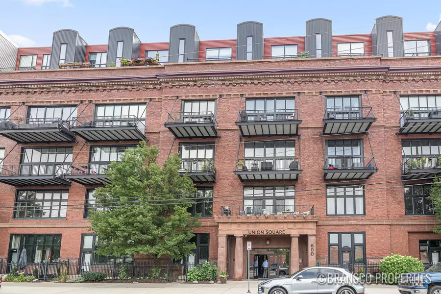 600 Broadway NW Avenue #113B, Grand Rapids, MI 49504