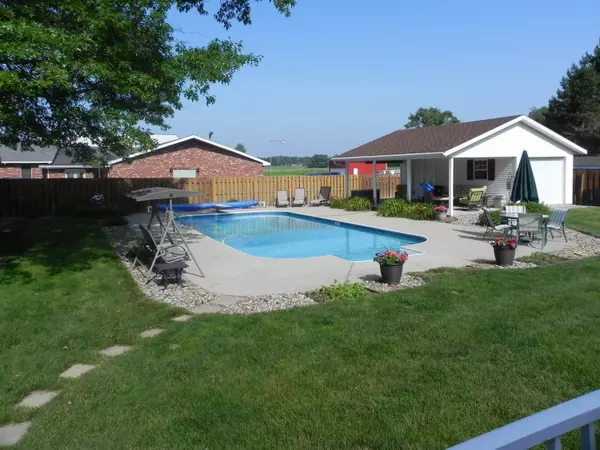 Colon, MI 49040,906 Bowman Street